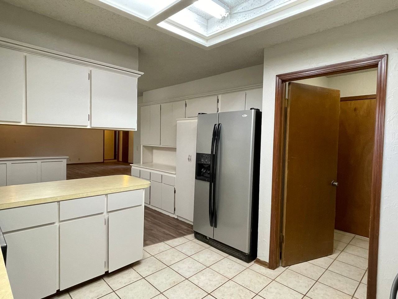 903 Northbrook Ave - Photo 7 of 20