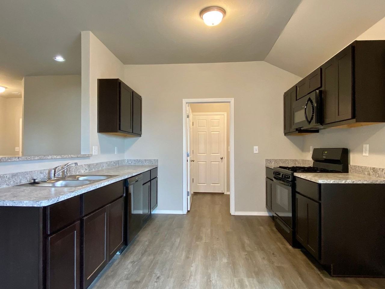 4101 Siena Ridge Blvd - Photo 6 of 17