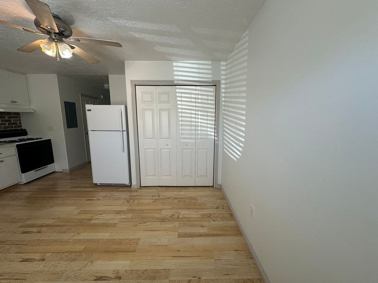 644 Sunflower Rd - Photo 5 of 25