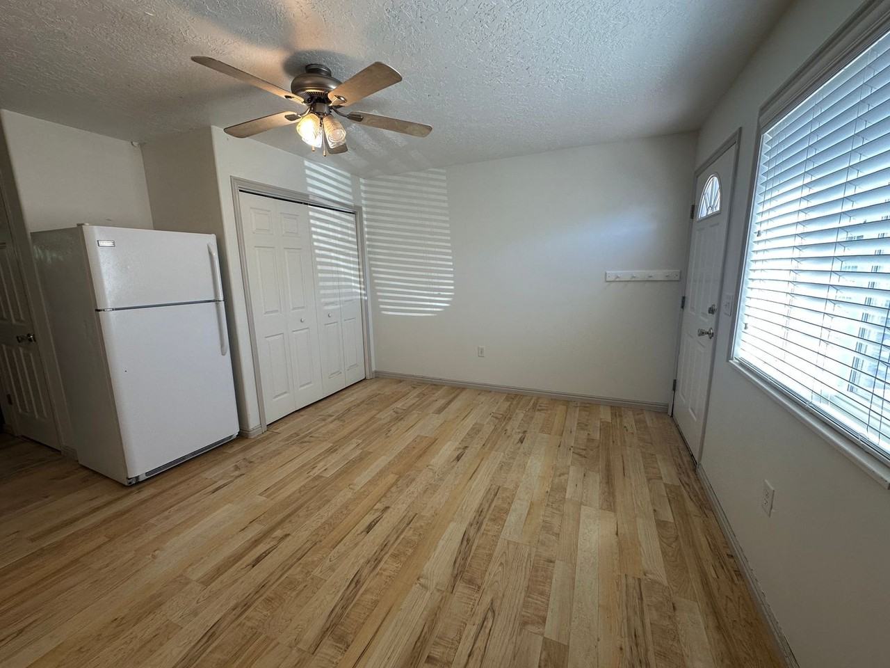 644 Sunflower Rd - Photo 6 of 25
