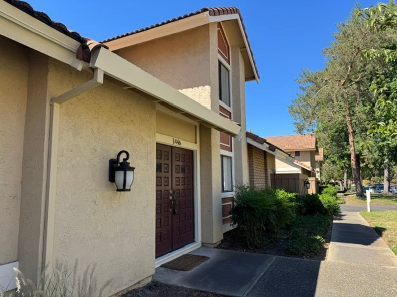 1446 Candelero Dr - Photo 2 of 25