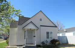 257 S Shasta St - Photo 1 of 1