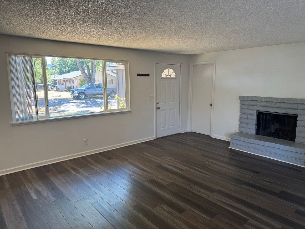4930 Bluebelle Way - Photo 3 of 24