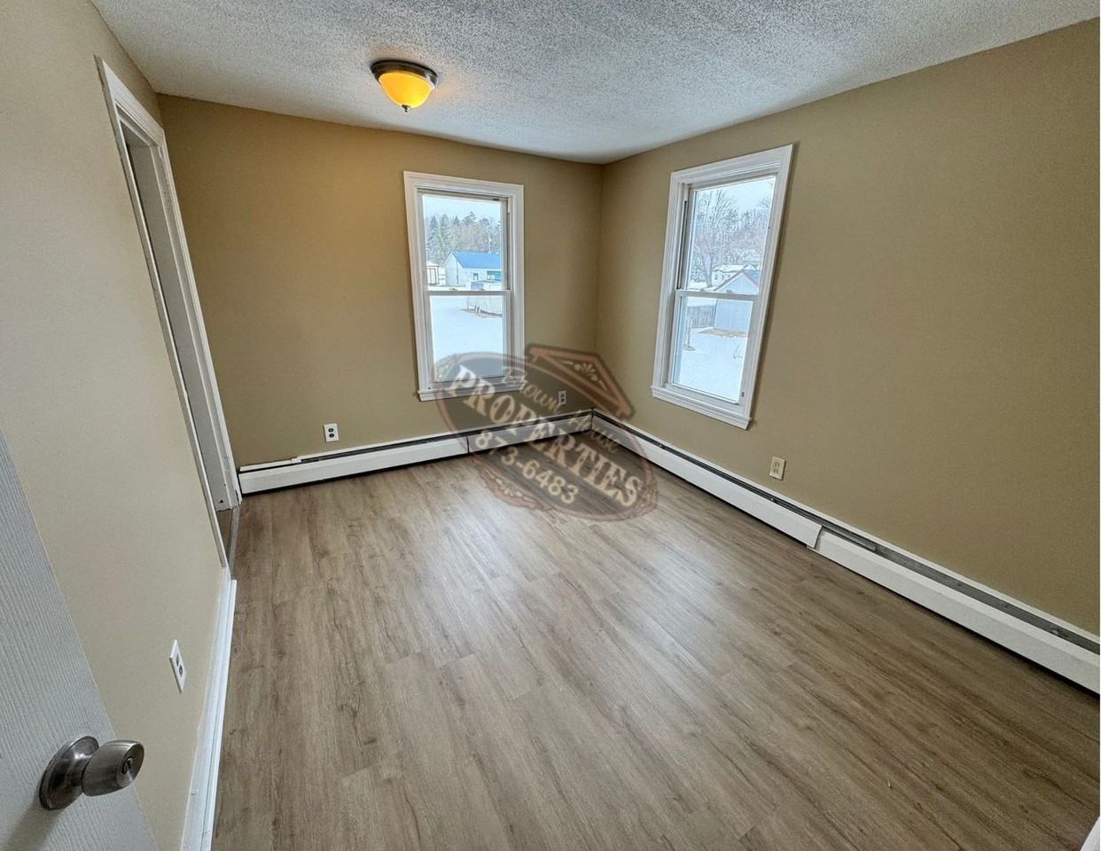 111 Kennedy Memorial Dr - Photo 4 of 14
