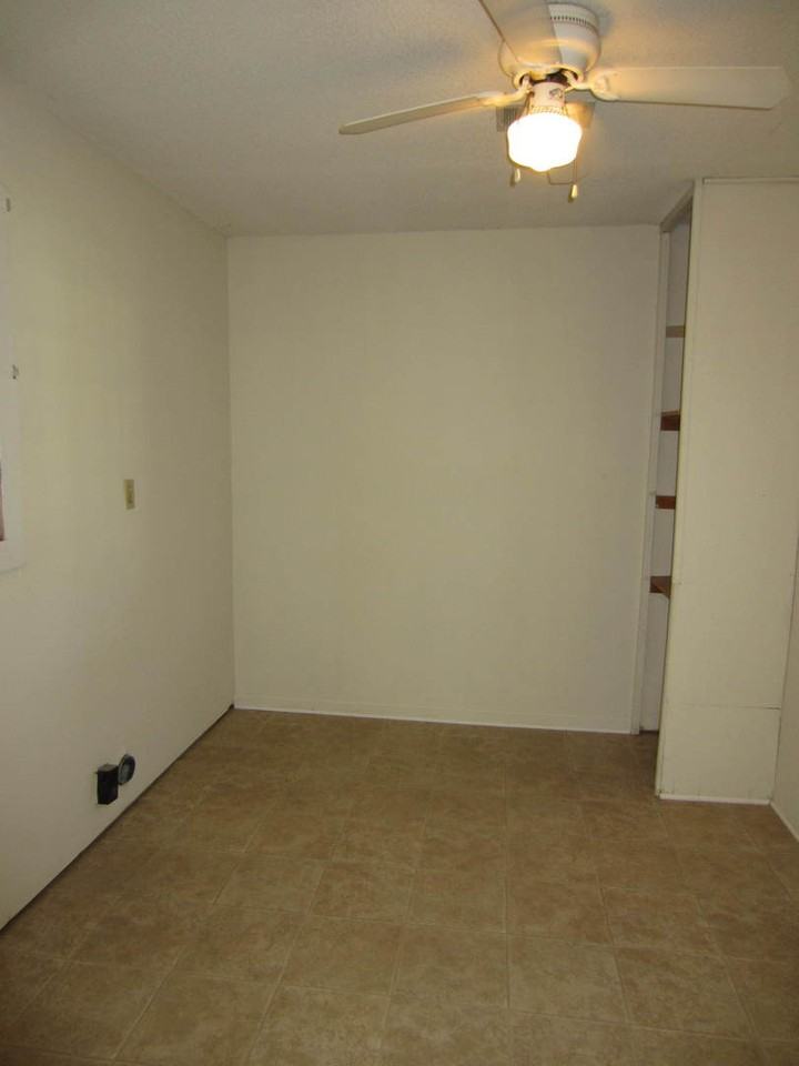 3433 Ashurst Dr - Photo 5 of 9