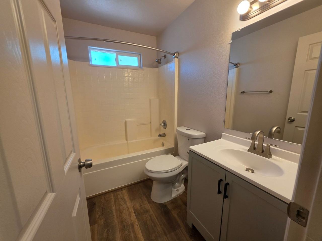 2984 Emerald Cir - Photo 6 of 13
