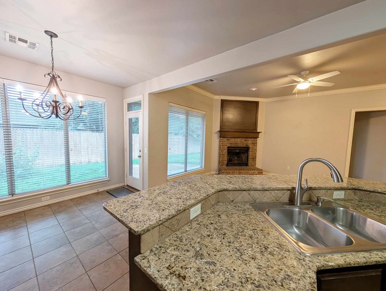 19100 Canyon Creek Pl - Photo 7 of 19