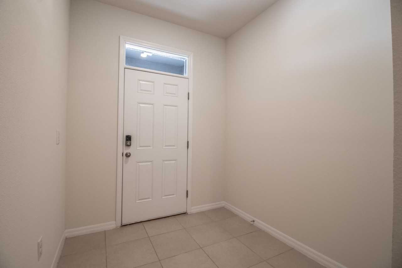 3333 Pleasant Willow Ct - Photo 4 of 21