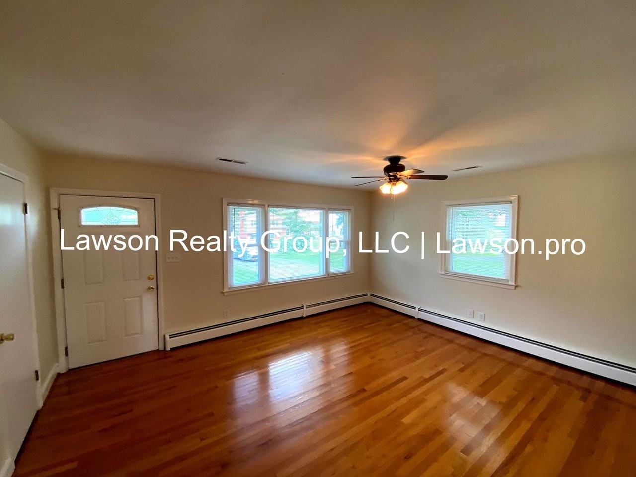 1706 Glendon Rd - Photo 2 of 34