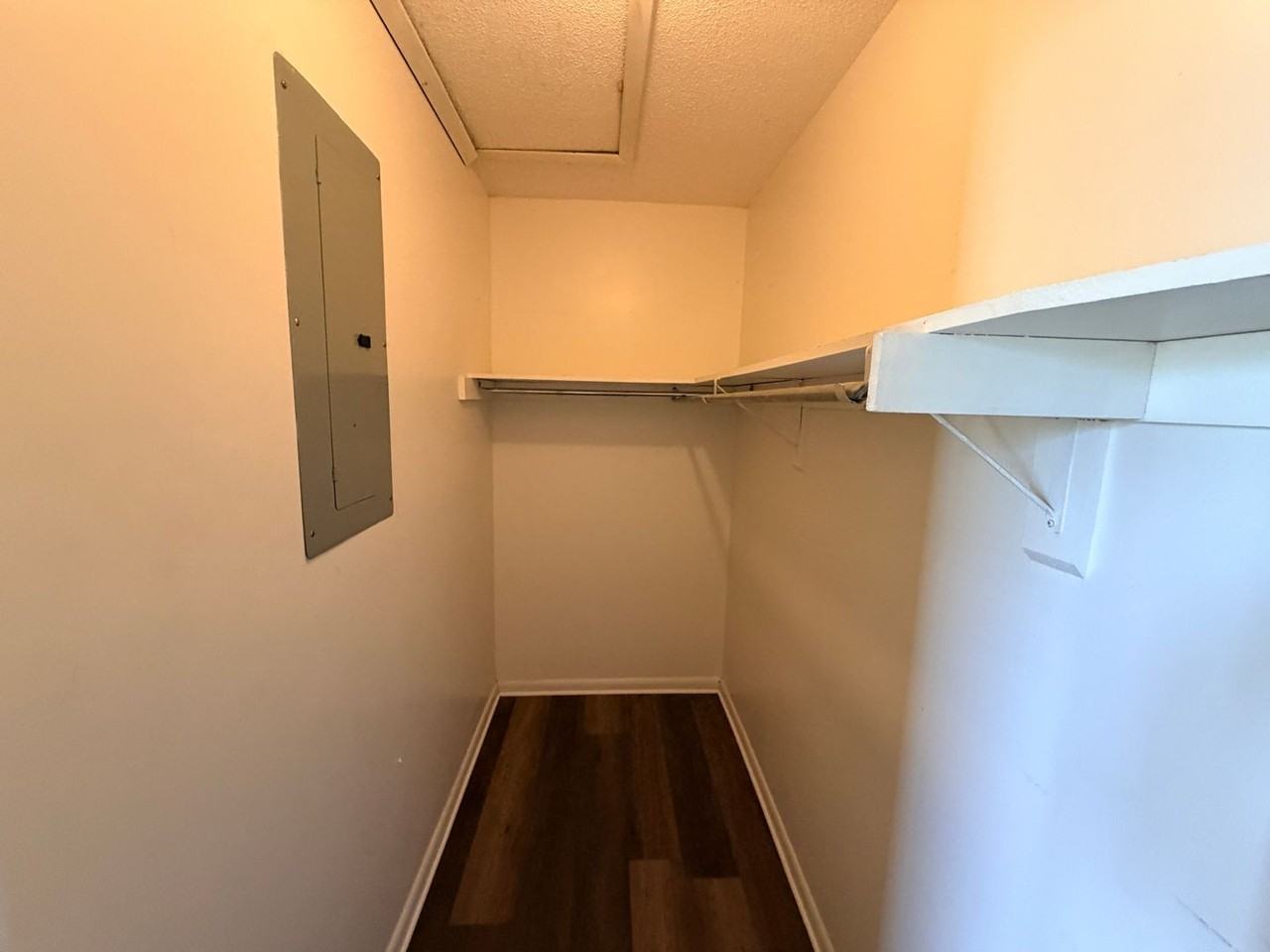 509 509 E. Main St. * - 908 - A #A - Photo 6 of 23