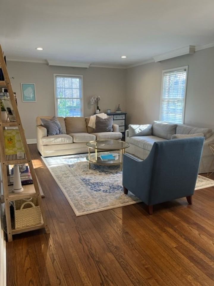 2600 Selwyn Ave - Photo 2 of 15