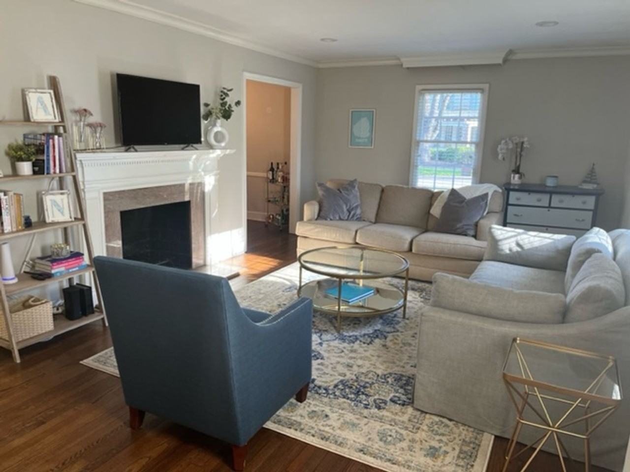 2600 Selwyn Ave - Photo 3 of 15