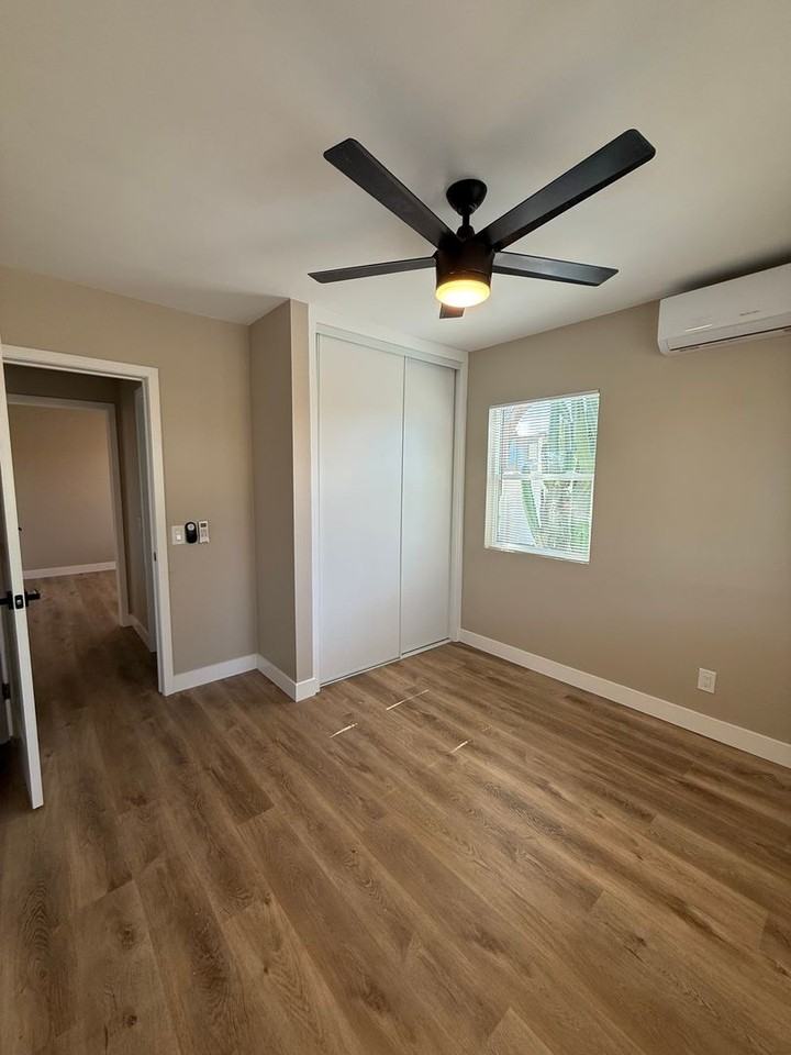1527 W Stoneridge Ct - Photo 7 of 11