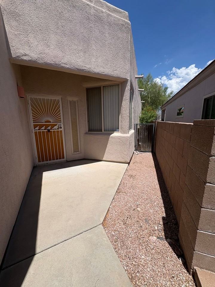 7371 E Calle Nostalgico - Photo 3 of 20