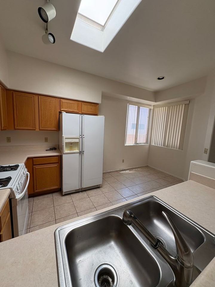 7371 E Calle Nostalgico - Photo 7 of 20