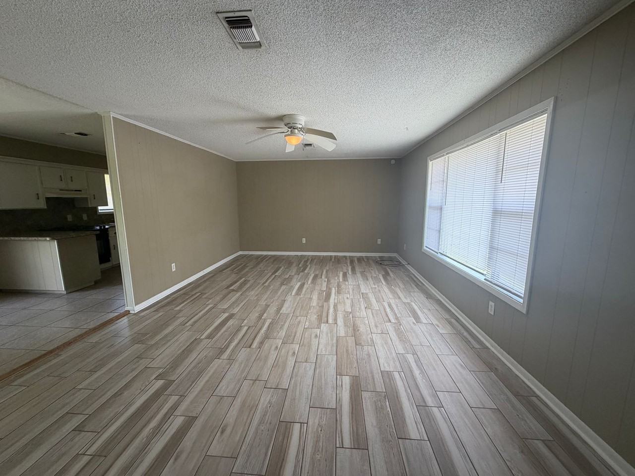 494 Elder Dr - Photo 2 of 10