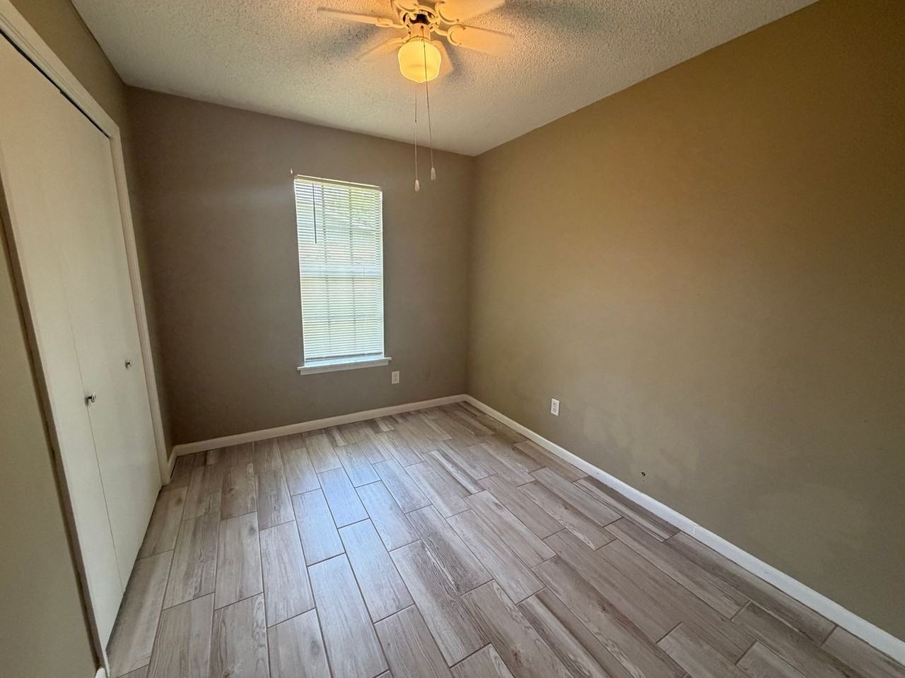 494 Elder Dr - Photo 6 of 10