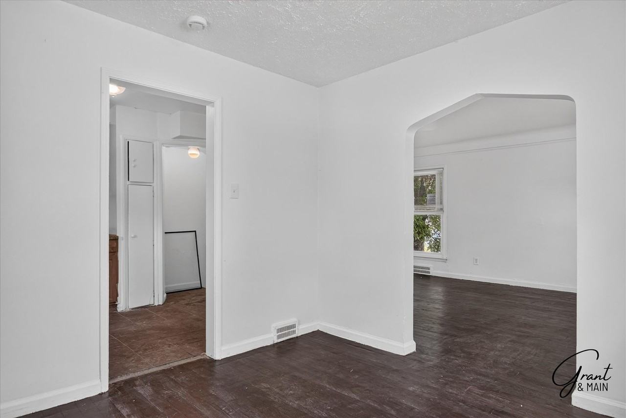 18474 Kelly Rd - Photo 7 of 16