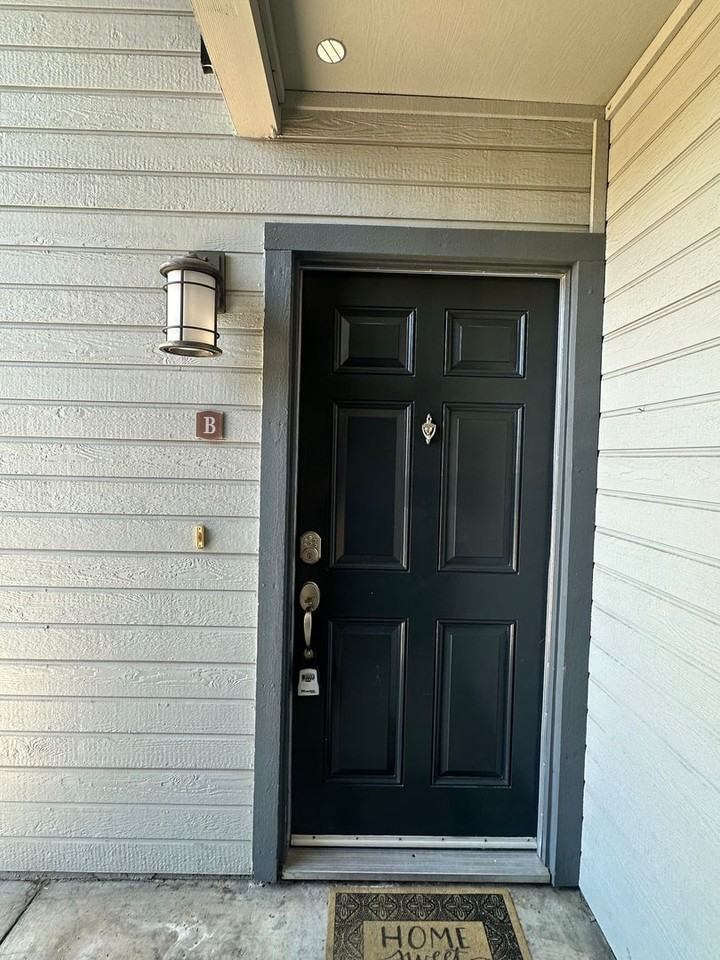 3901 Dale Rd #B - Photo 2 of 15