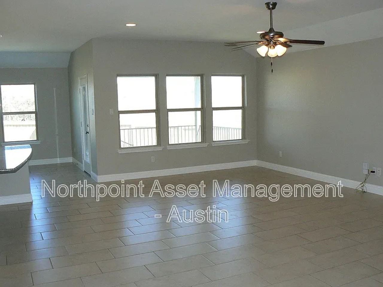 3304 De Torres Cir - Photo 2 of 19