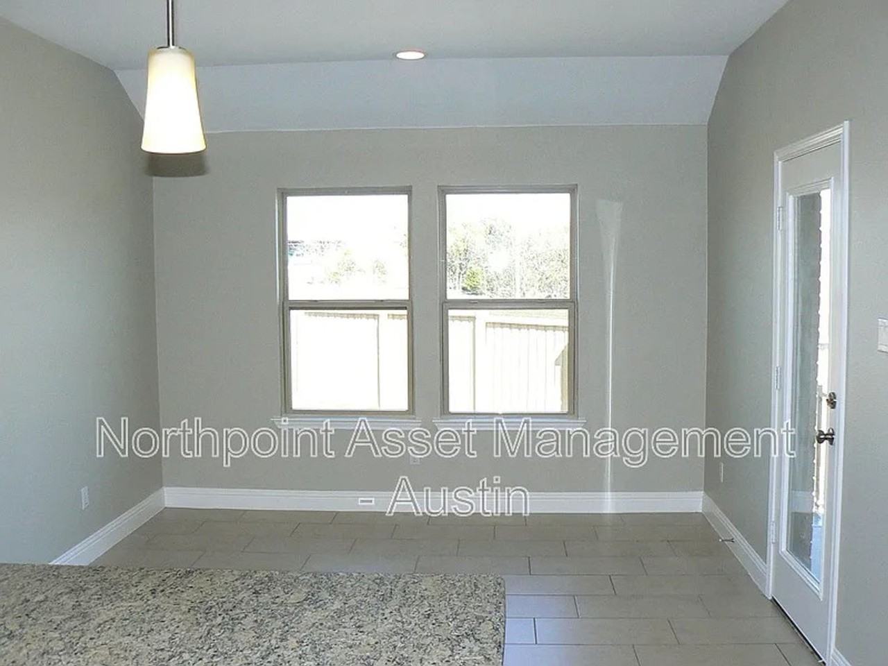3304 De Torres Cir - Photo 3 of 19