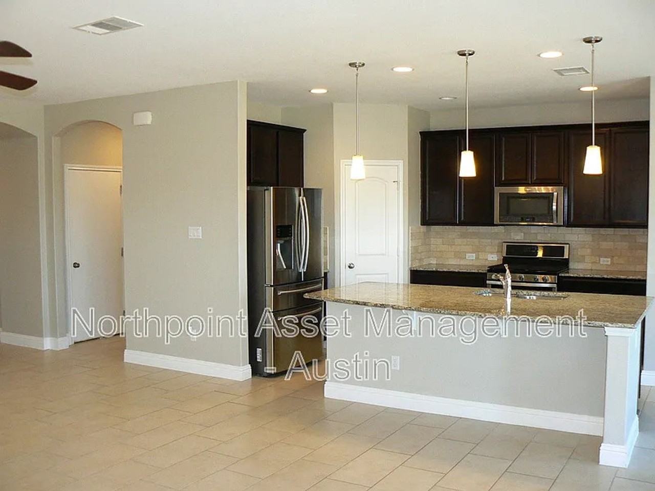 3304 De Torres Cir - Photo 5 of 19