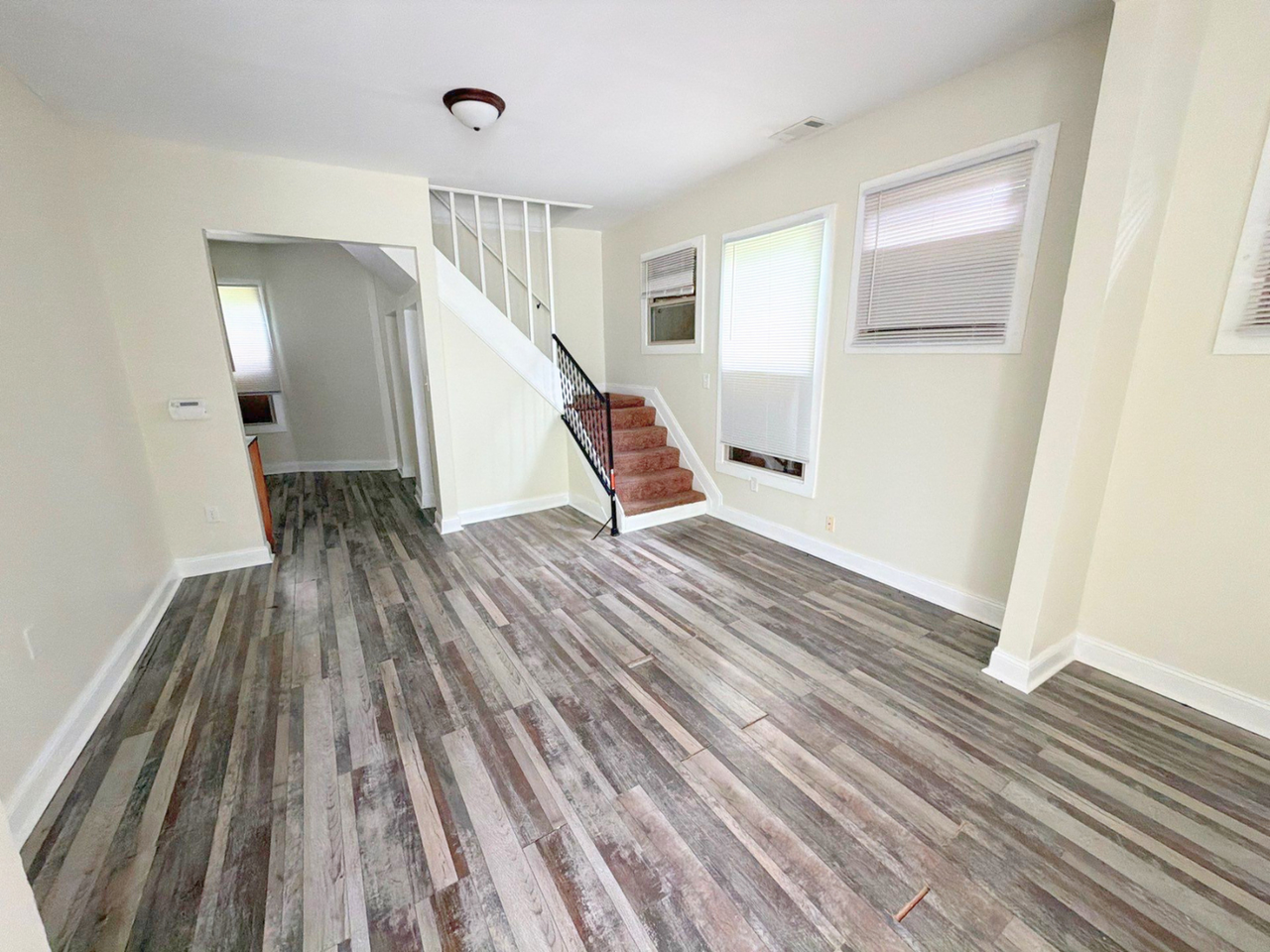 994 N 7th St - Photo 4 of 15