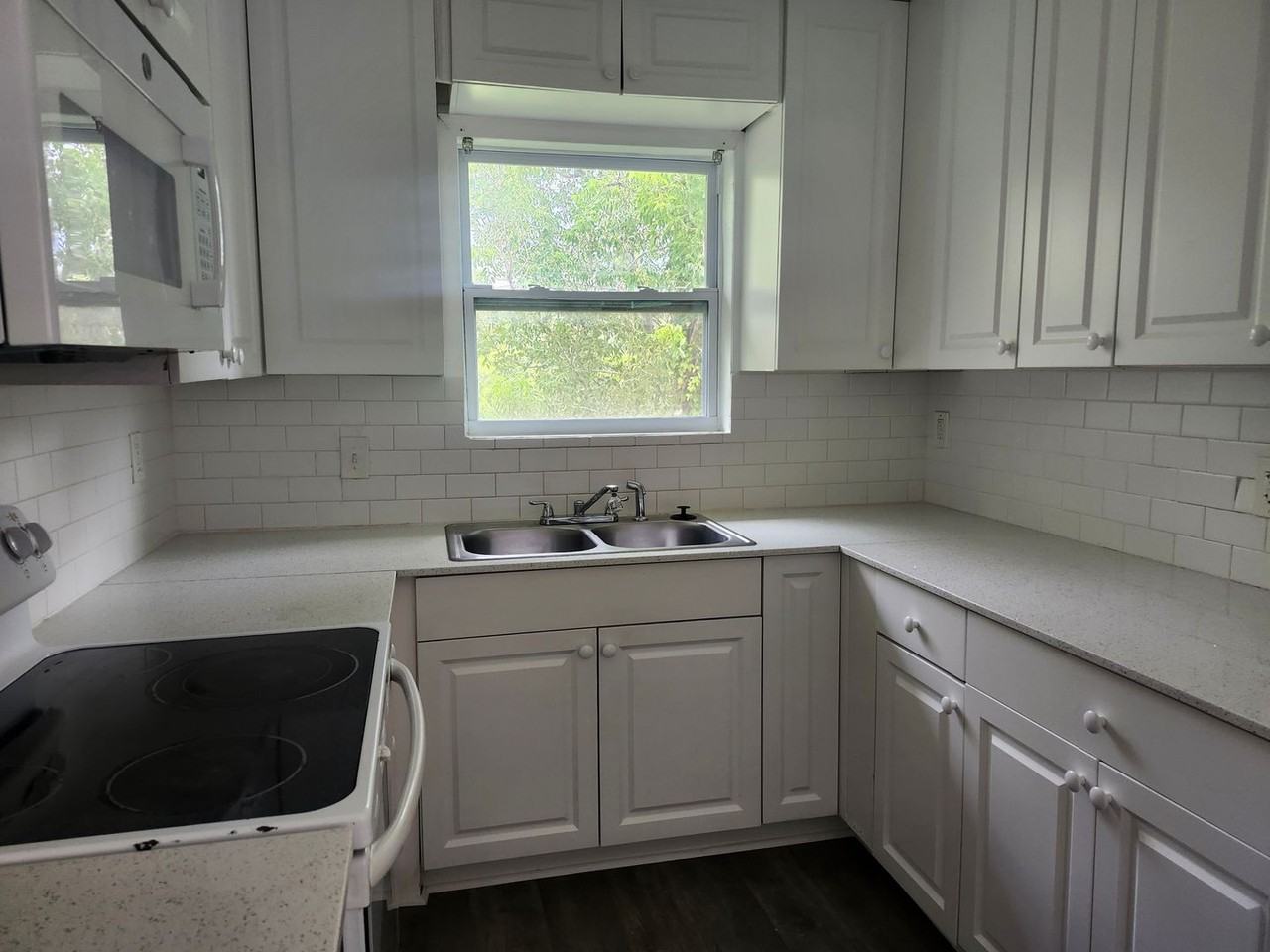 3616 Pearl St - Photo 5 of 17