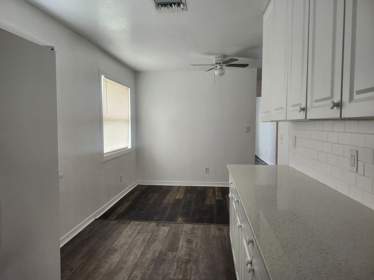 3616 Pearl St - Photo 6 of 17