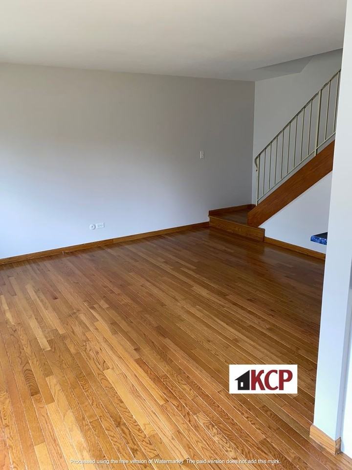 2658 Woodview Ct - Photo 4 of 15