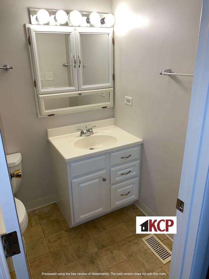 2658 Woodview Ct - Photo 6 of 15