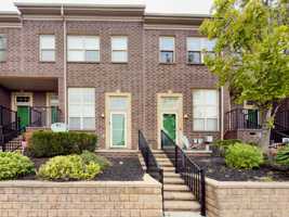 featured image of 4306 Maple St