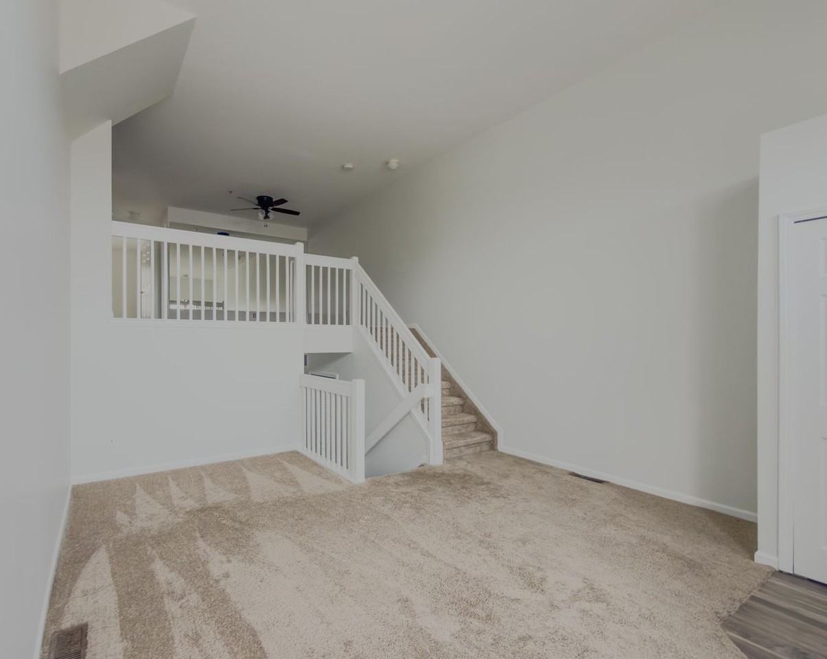 4306 Maple St - Photo 2 of 27