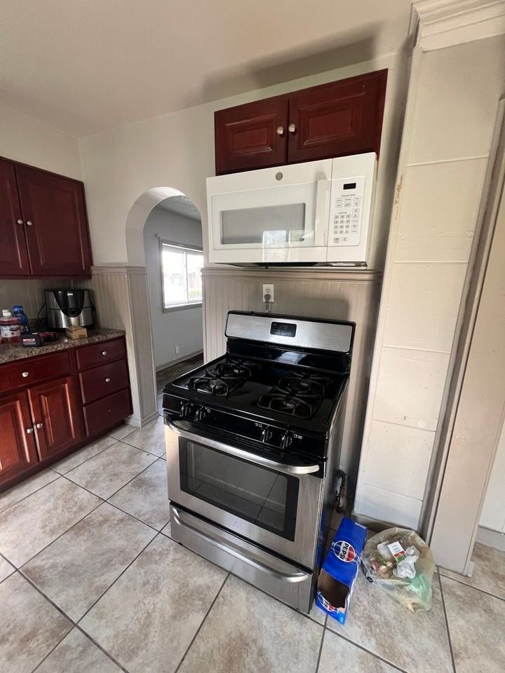 302 Fairmont Ave - Photo 5 of 13