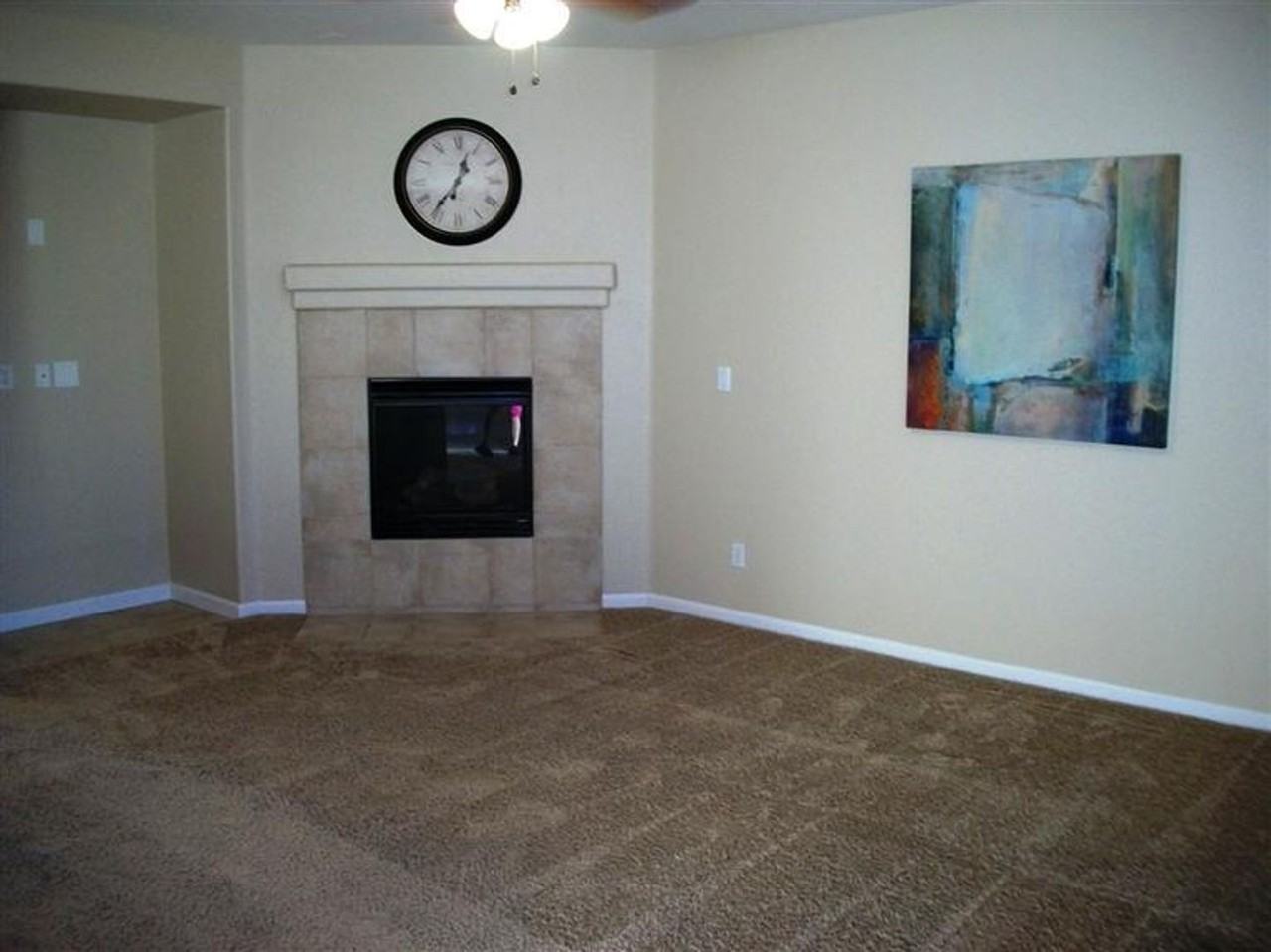 684 Whitfield Ln - Photo 7 of 7