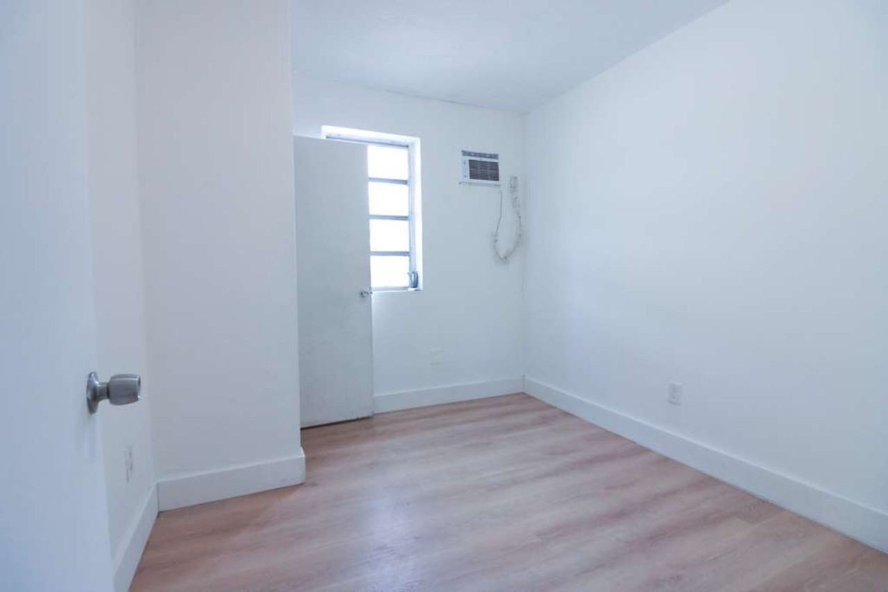 6393 Nw 17th Ave - Photo 3 of 8