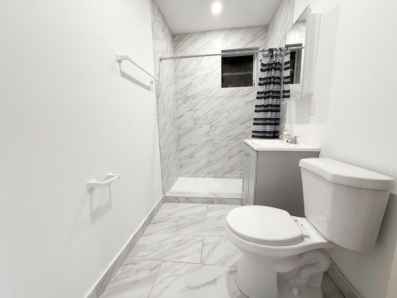 6393 Nw 17th Ave - Photo 6 of 8