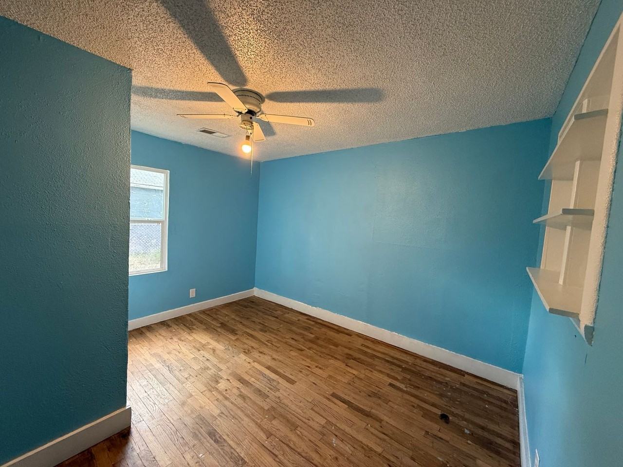 1212 S Lea St - Photo 6 of 17