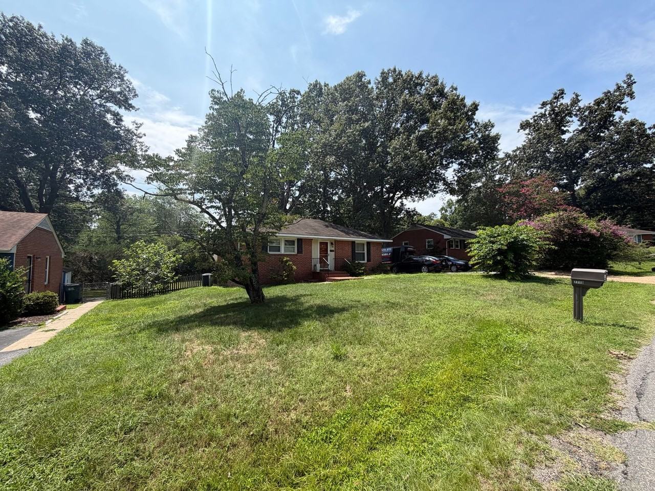 7715 Durvin Dr - Photo 2 of 38
