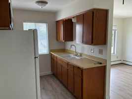 featured image of 1204 Memorial Dr