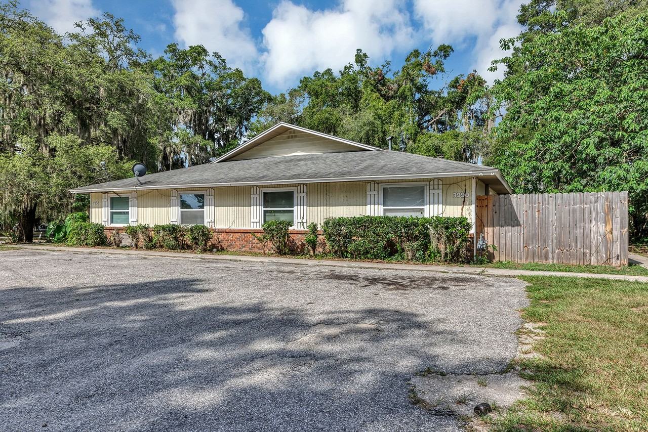 3990 Se 17th Ct - Photo 4 of 33