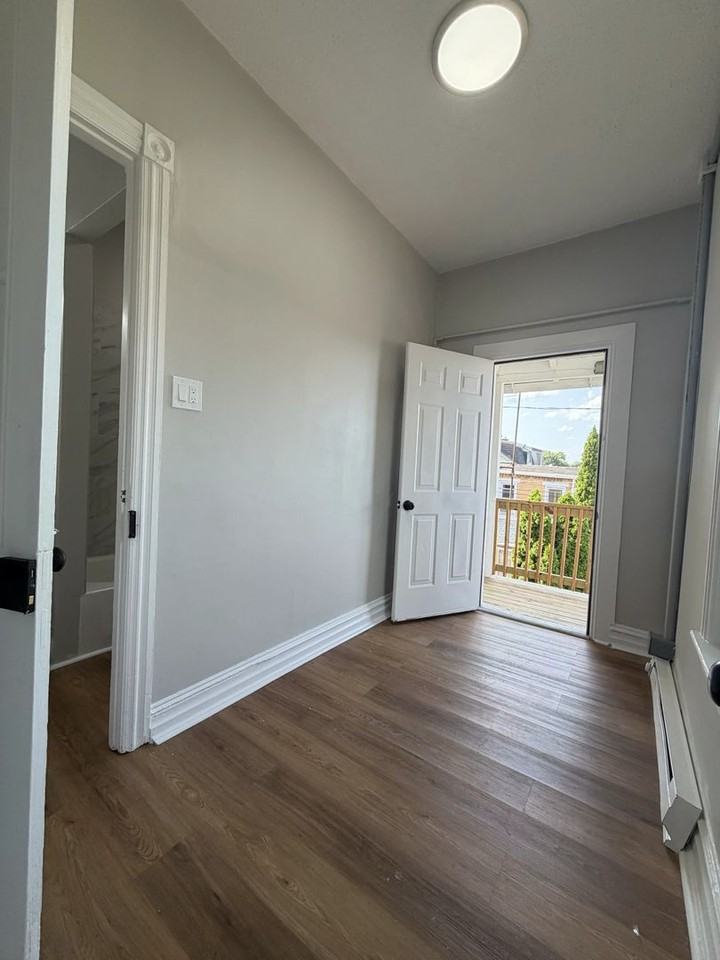 519 Chew St - Photo 3 of 7