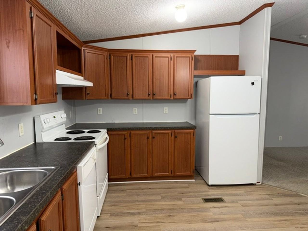 1501 South St - Photo 2 of 13