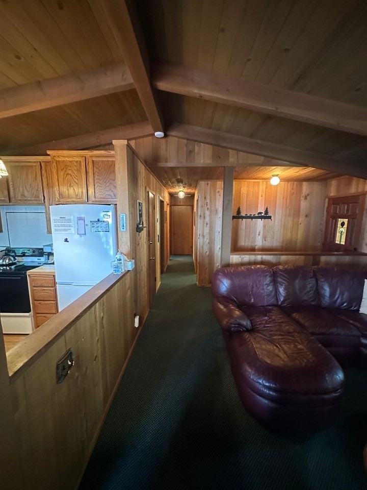 12860 Hansel Ave - Photo 7 of 15