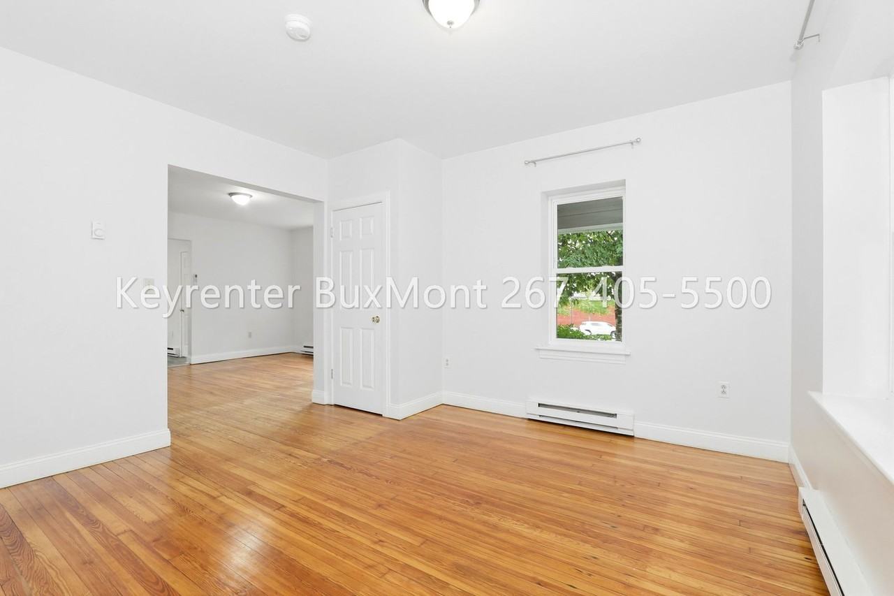 152 Prospect Ave - Photo 5 of 19