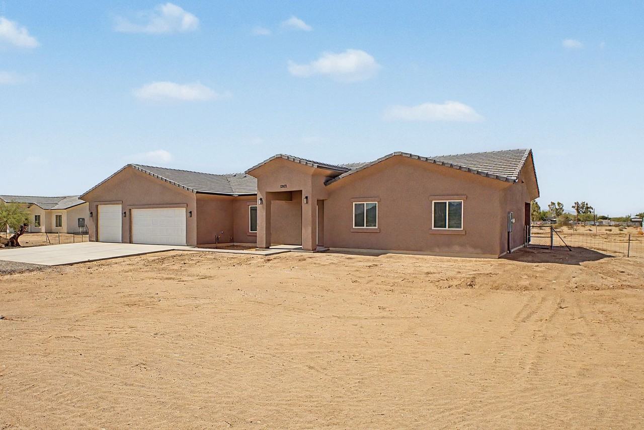 12102 S Airport Rd - Photo 4 of 39