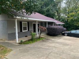 featured image of 421 Watson Ln #4