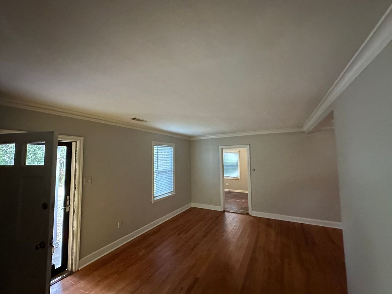 2888 Midland Ave - Photo 3 of 13