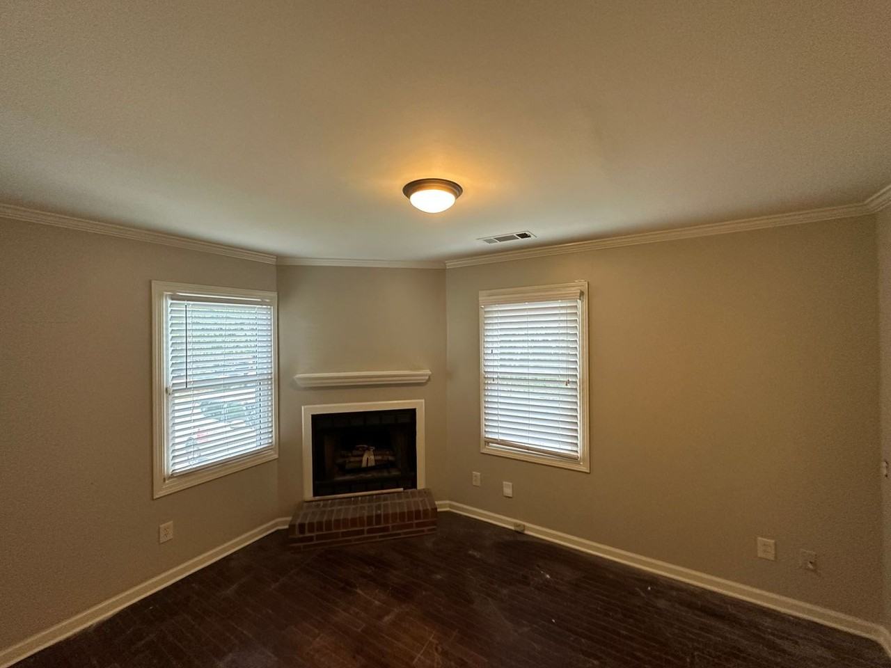 2888 Midland Ave - Photo 6 of 13
