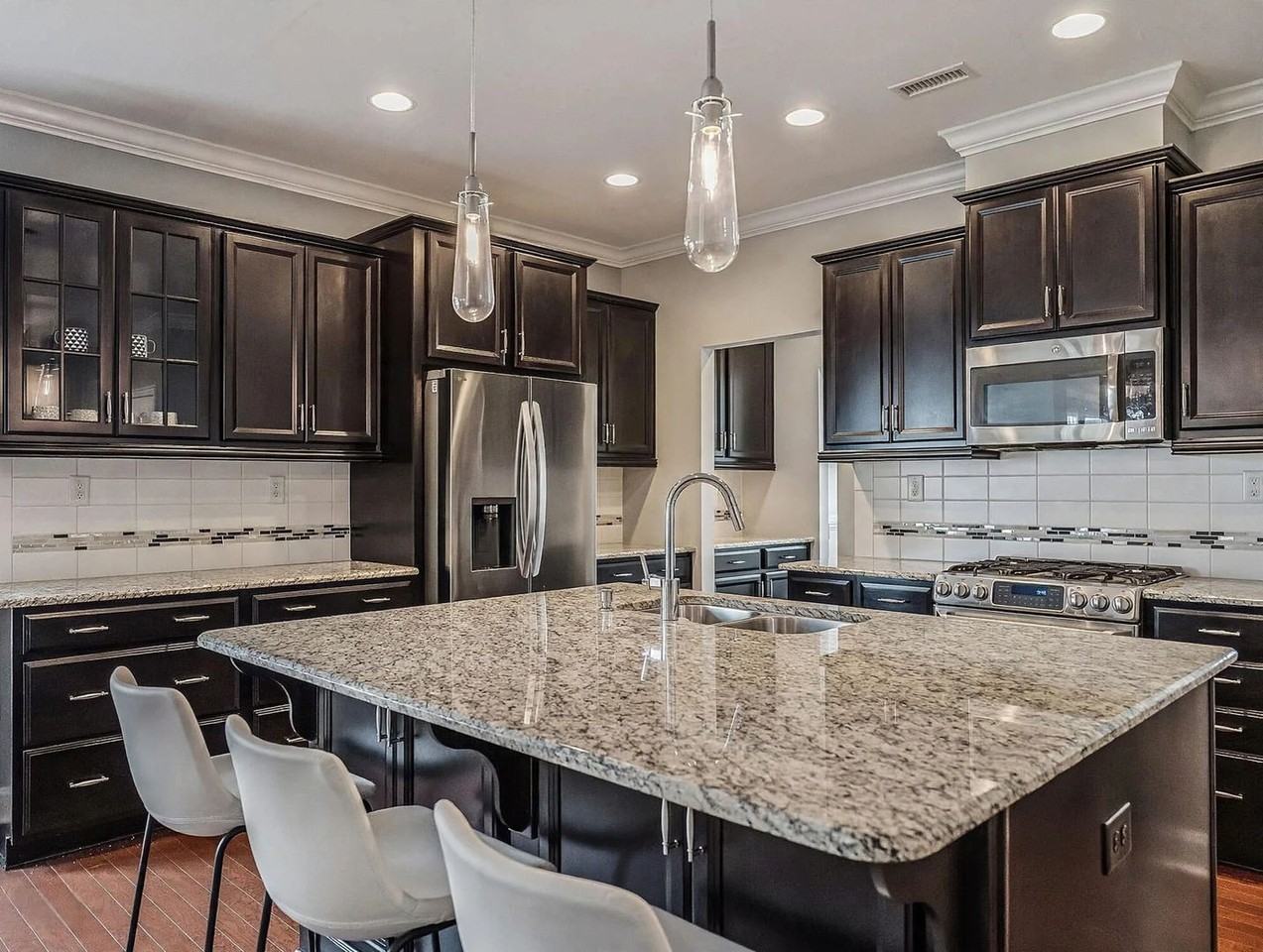 137 Lucky Ribbon Ln - Photo 7 of 42